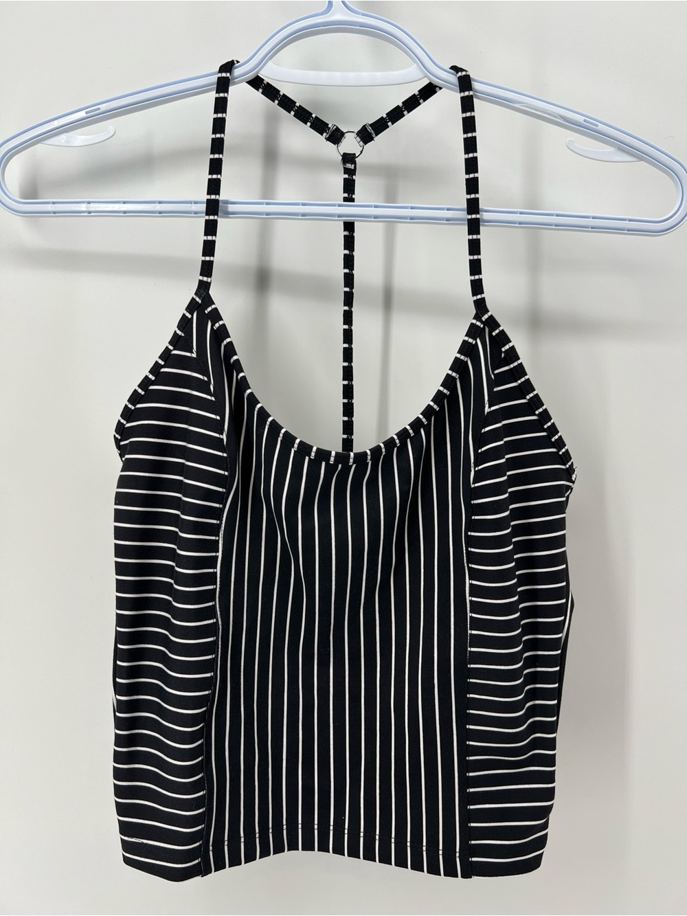Victoria’s Secret On Point Striped Black & White Spaghetti Strap Workout Tank